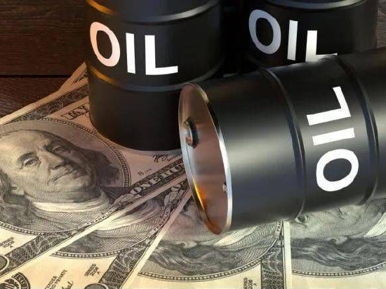 布伦特原油期货震荡上行，供应担忧持续发酵，地缘溢价支撑高位